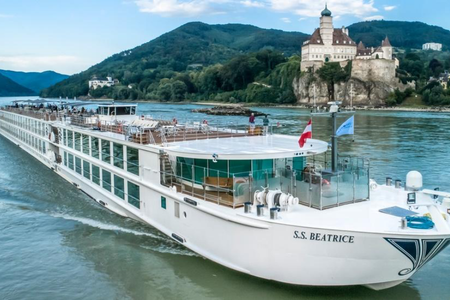 Cruise Ship